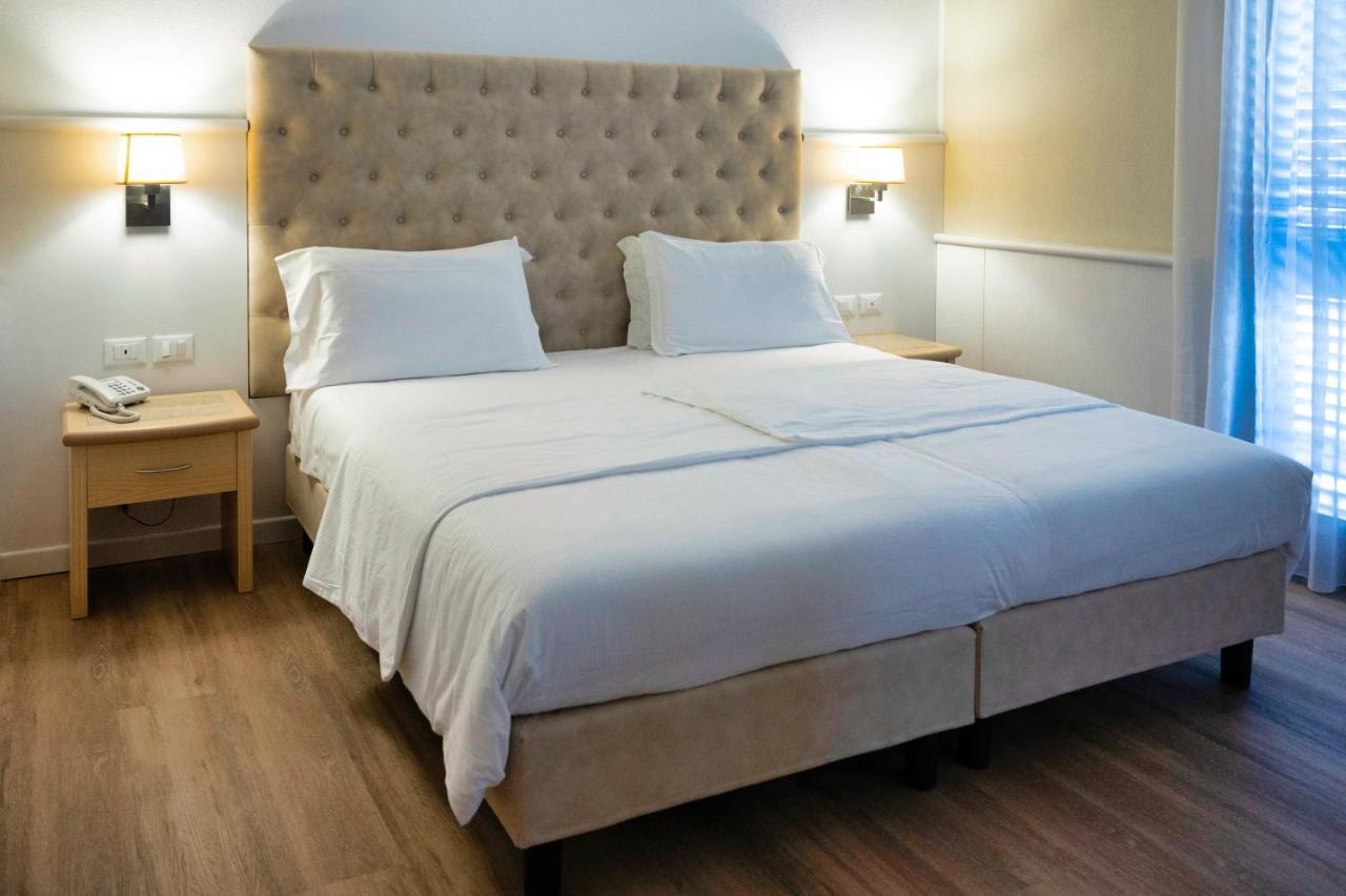 Arathena Rocks Hotel Giardini Naxos Exterior foto