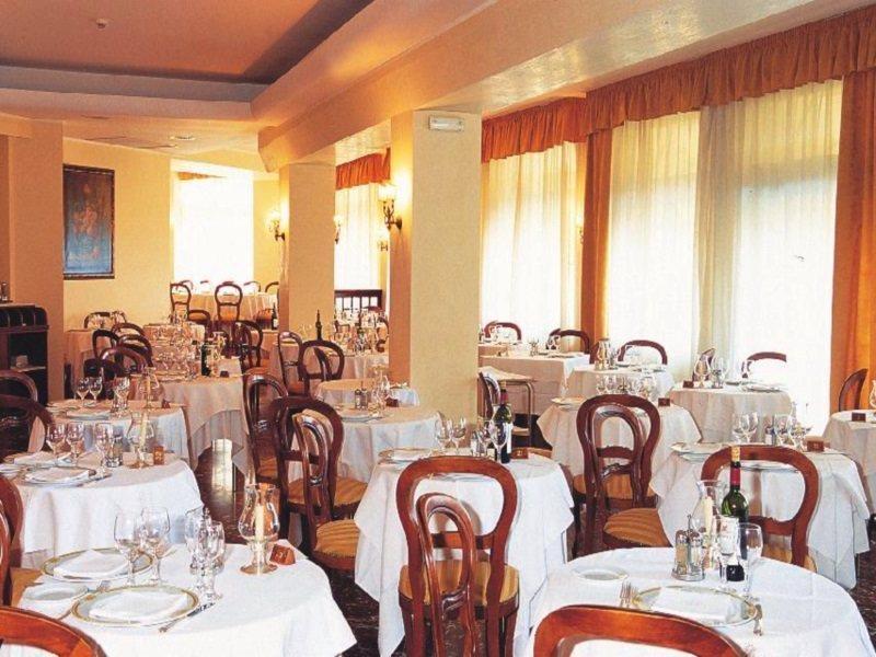 Arathena Rocks Hotel Giardini Naxos Exterior foto